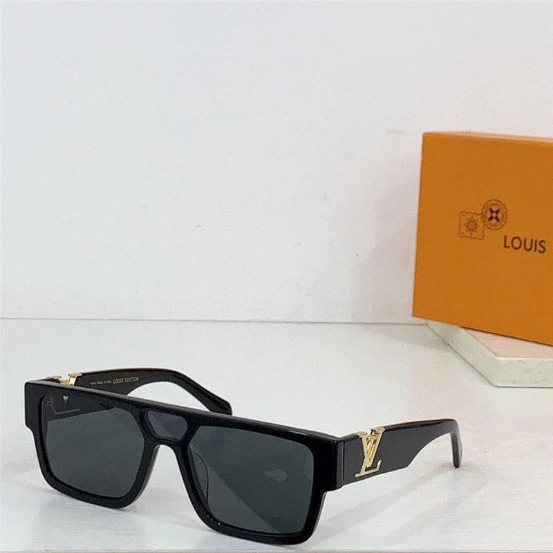 Louis Vuitton Z2062W New LV Sleek Square Sunglasses ✨ — onlinechics