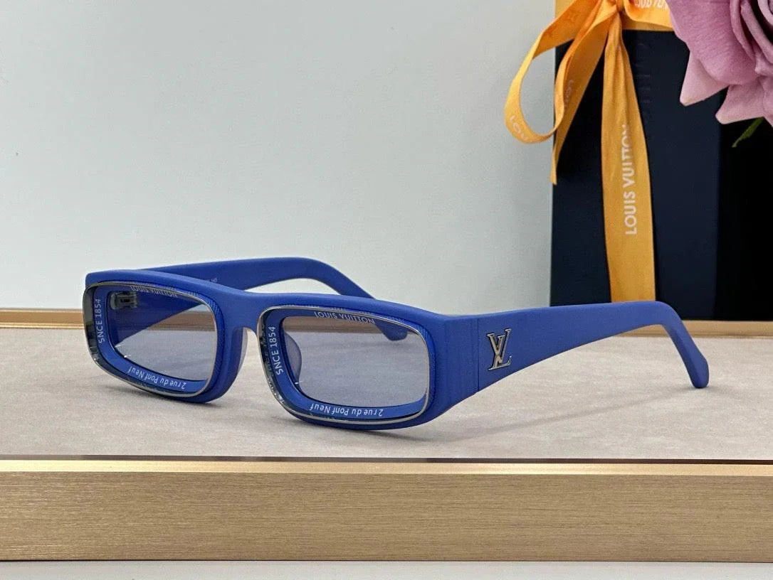 [希少品]VISIONAIRE 52 レア 美品 LOUIS VITTON Louis Vuitton Z2388E Runway Super Vision Low Square Sunglasses