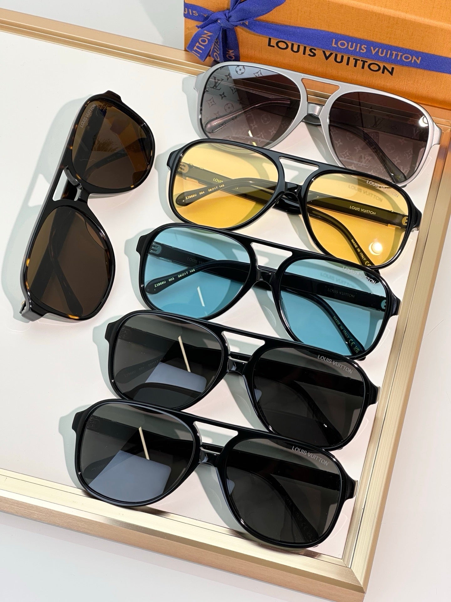 Louis Vuitton Z2866U LV Hit Sunglasses ✨ - onlinechics.com