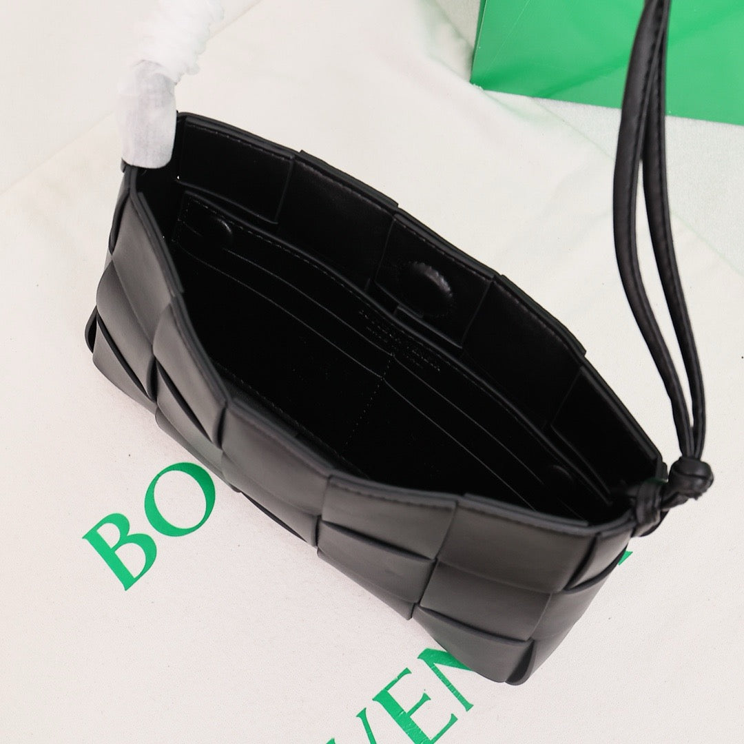 Bottega Veneta Small Cassette Small Intreccio leather bag 💚 - onlinechics.com