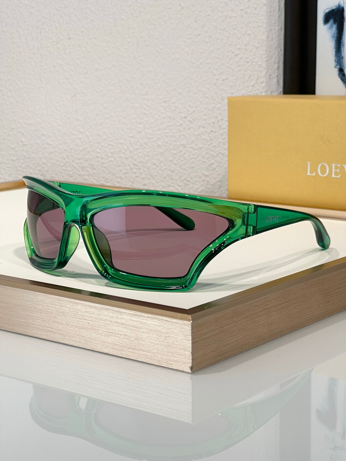 LOEWE x Paula's Ibiza LW40143U Unisex Sunglasses ✨ | onlinechics