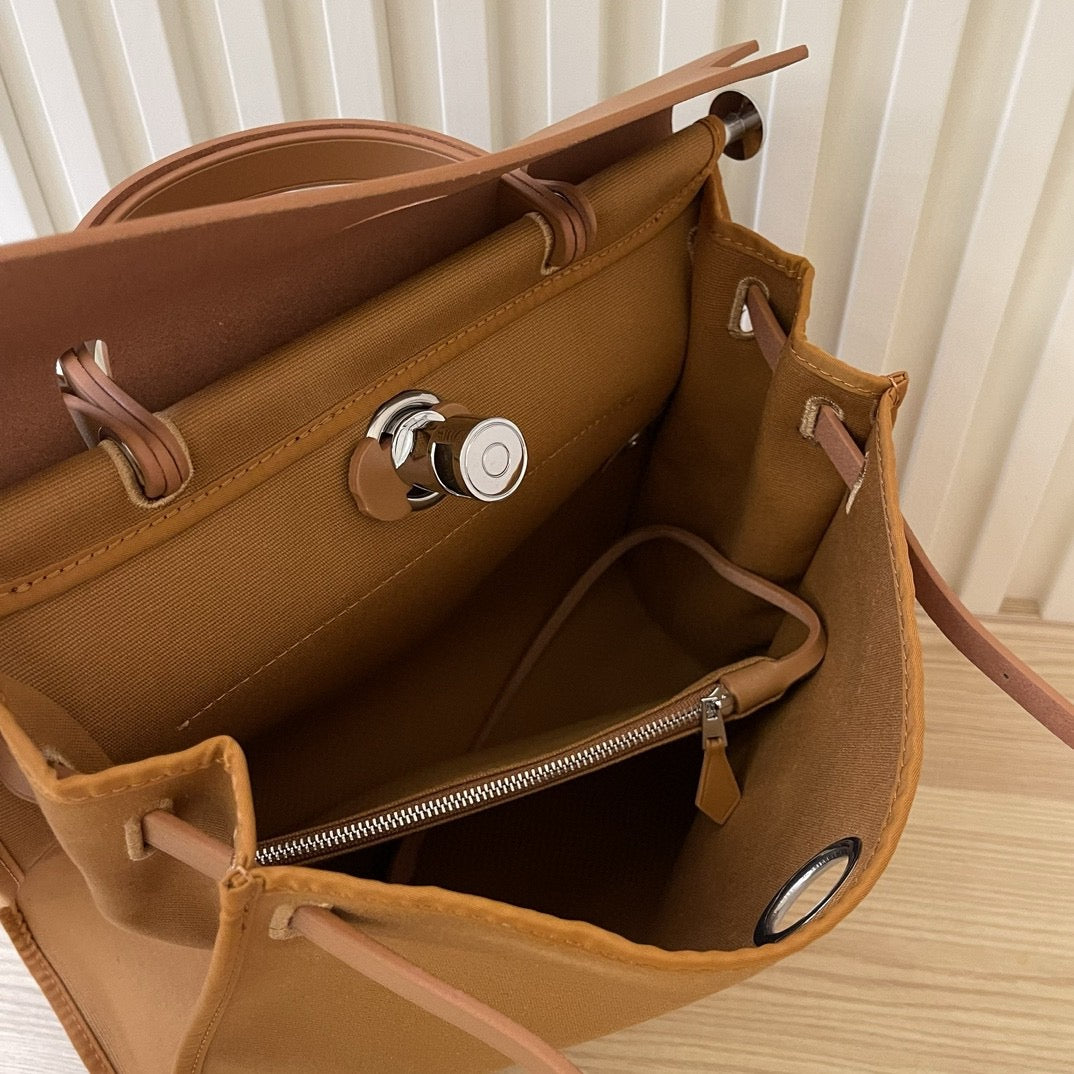 HERMES Herbag Messenger 39 bag ✨ - onlinechics.com