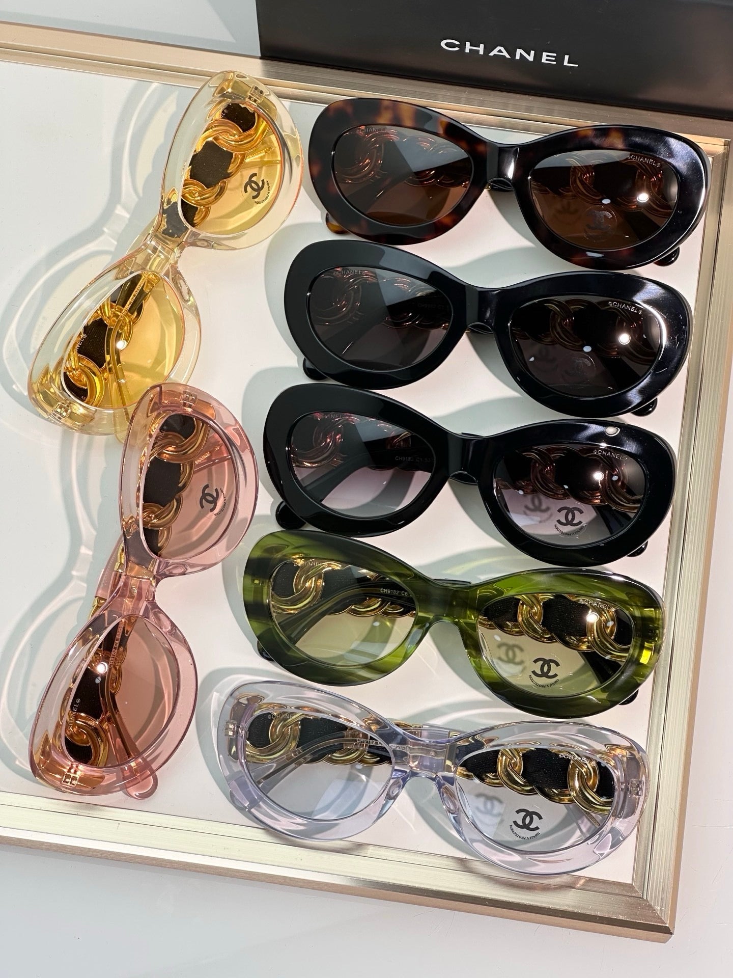 CHANEL 9182 EXCLUSIVE OVAL SUNGLASSES - Chanel Eyewear 🖤 - onlinechics.com