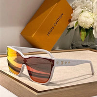 LOUIS VUITTON Z1844U LV Shadow Square Sunglasses  ✨