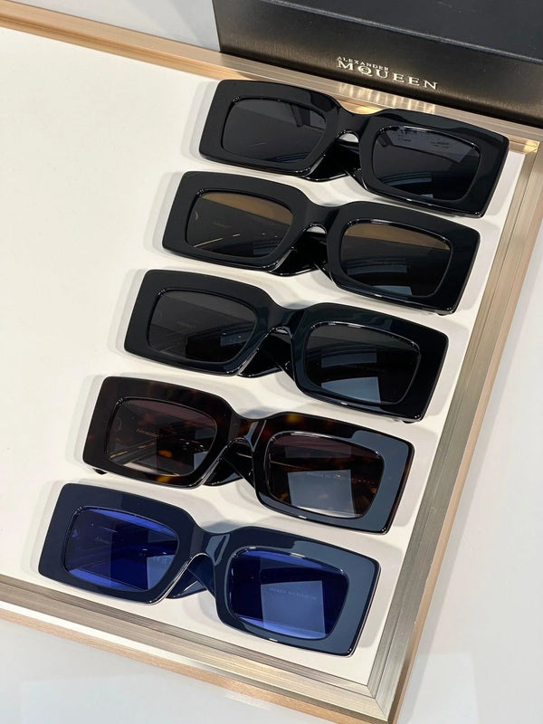 Alexander McQueen AM 0433S 001s Sunglasses Unisex💀
