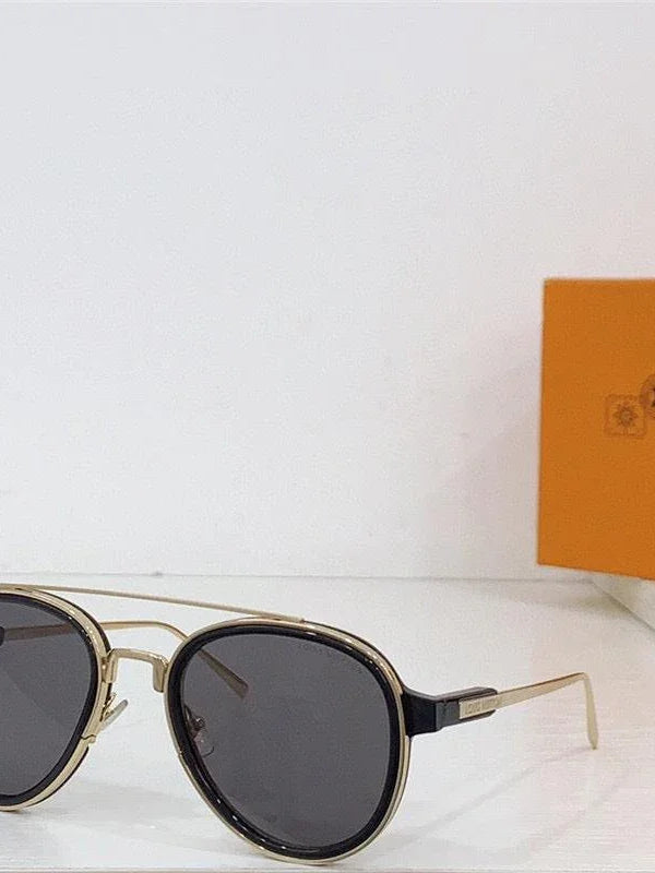 Louis Vuitton Z1494U LV PLAY Lens Checkmate Sunglasses  ✨