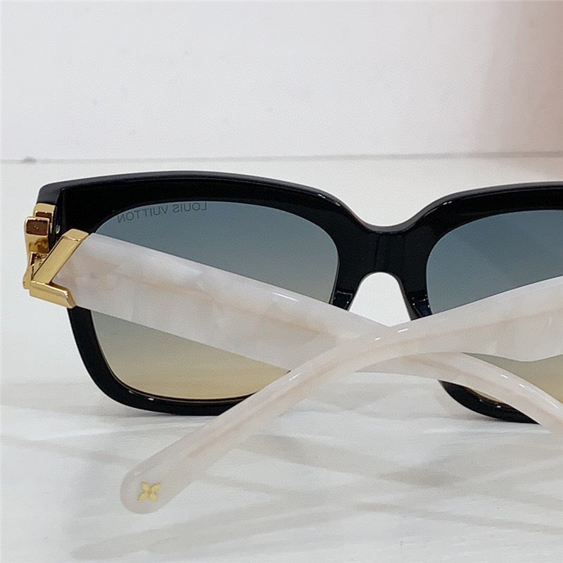 Louis Vuitton Z2120E LV-GO14 Square Sunglasses ✨ - buyonlinebehappy