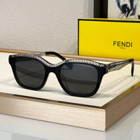 Fendi FE 40077I Men's Sunglasses✨