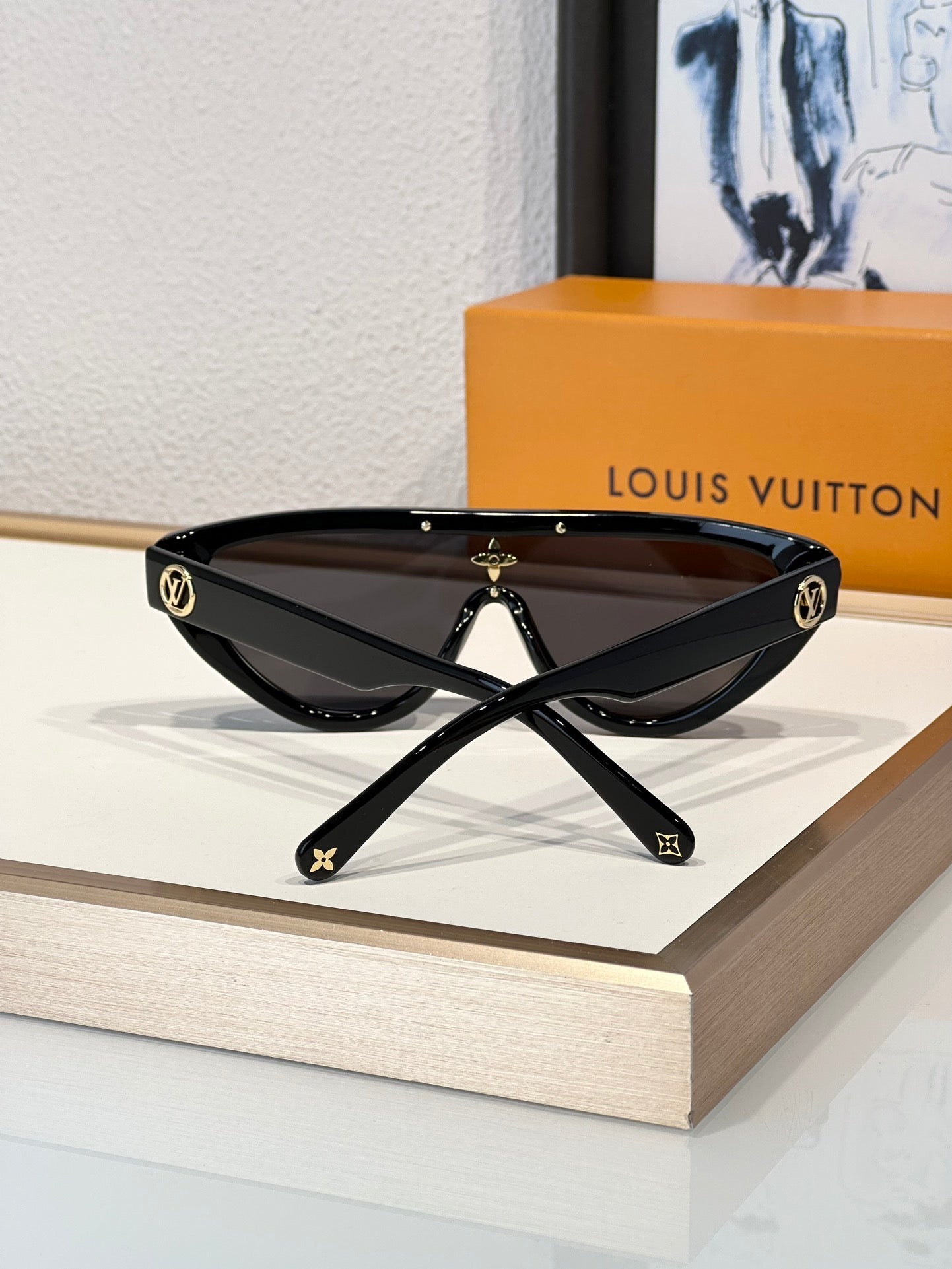 Louis Vuitton  LV Split Cat Eye Sunglasses Z2179U✨ - buyonlinebehappy