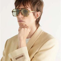 Gucci GG1042 Sunglasses feature a rectangular Pilot ✨