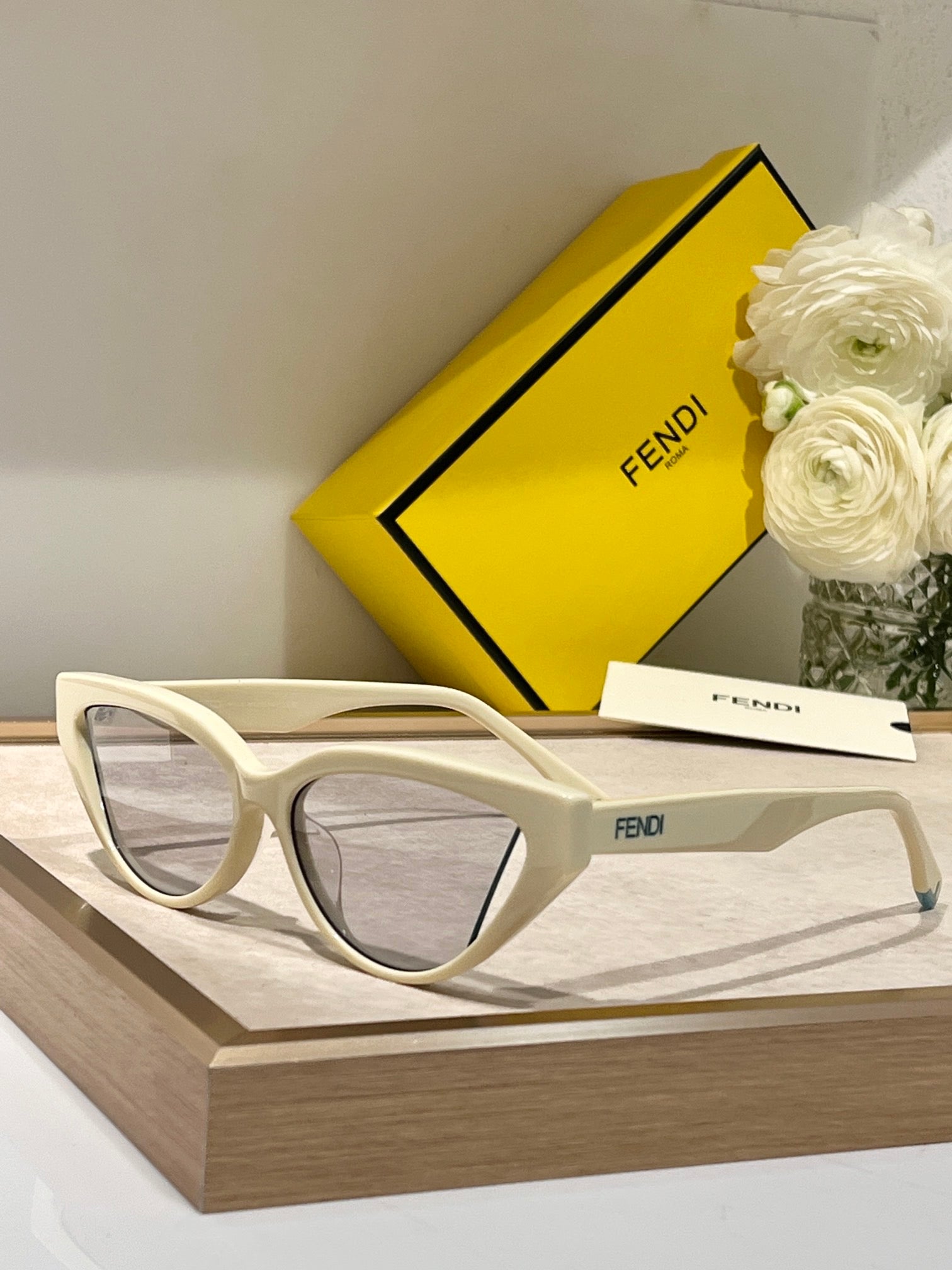 FENDI Way FE 40009I Women's✨ - buyonlinebehappy