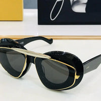 New Season LOEWE Cateye double frame sunglasses in acetate and metal✨