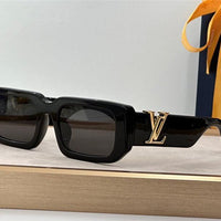 Louis Vuitton Icon Cat Eye Sunglasses ✨