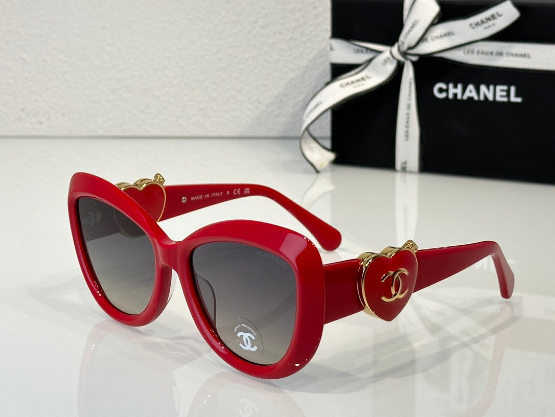 CHANEL Butterfly 5517 1459/S3 Women's Sunglasses 🖤 - buyonlinebehappy