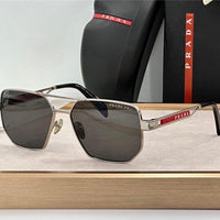 Prada Men's  Black / Silver Grey Lens Aviator 51-18🖤
