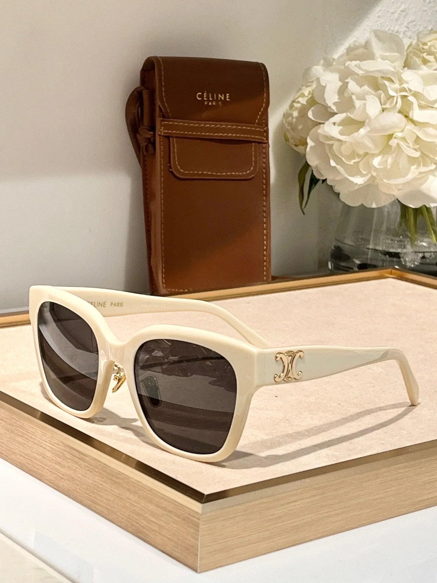 Celine TRIOMPHE CL 40222 F 74S Square Sunglasses ✨ — onlinechics