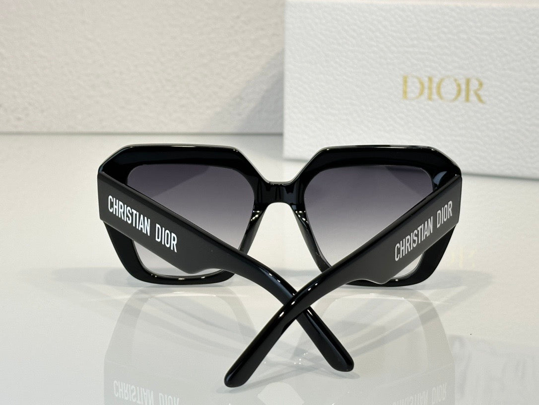 DIOR Square Wildior S3U Sunglasses✨ - buyonlinebehappy