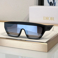 DIOR HOMME DiorClub M7U Women's Sunglasses✨