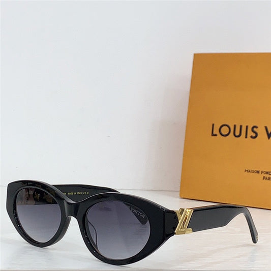 Louis Vuitton Z2104W LV GO-14 Cat Eye Women's Sunglasses ✨ - buyonlinebehappy