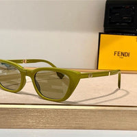 FENDI Foldable acetate sunglasses FD40089✨