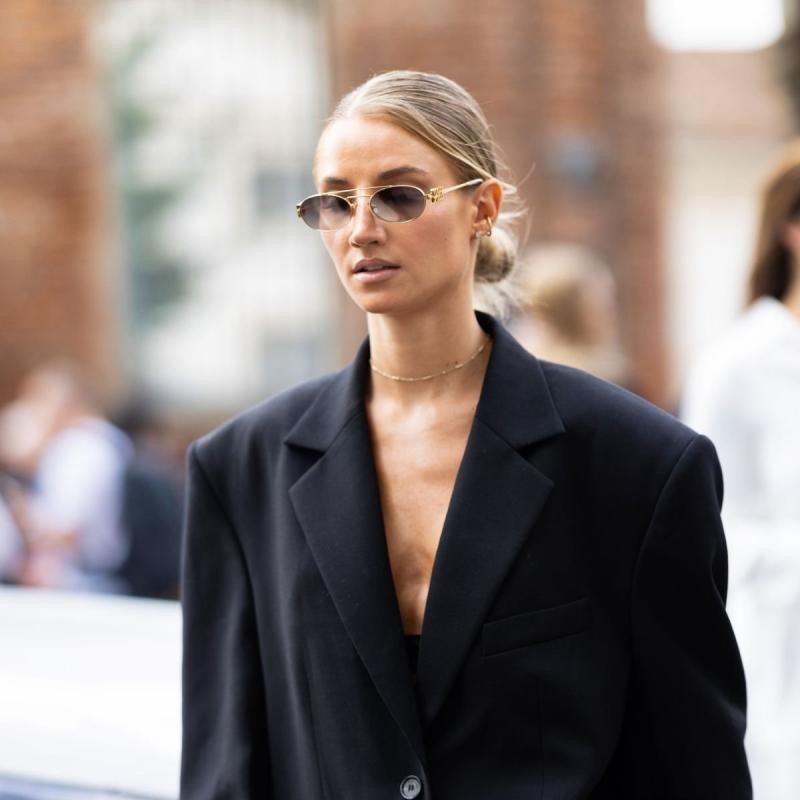 ✨MIU MIU MU 54ZS ZVN70D Sunglasses | onlinechics