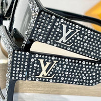 Louis Vuitton Z2396E Runway LV Clash Pearls & Strass Sunglasses✨