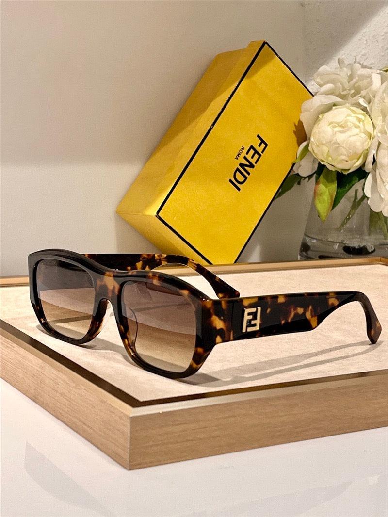 Fendi FE40117 Sunglasses Women's✨ - buyonlinebehappy