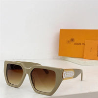 Louis Vuitton LV Z2038E Twist Round Women's Sunglasses ✨