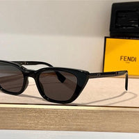 FENDI Foldable acetate sunglasses FD40089✨