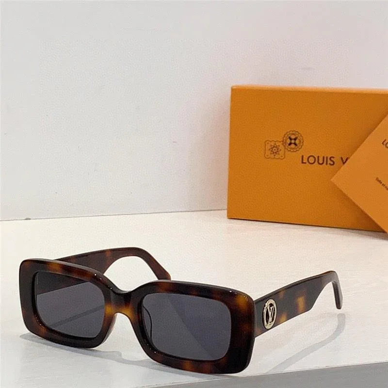 Louis Vuitton  LV Circle Rectangle Sunglasses  Z2421E $ 670.00✨