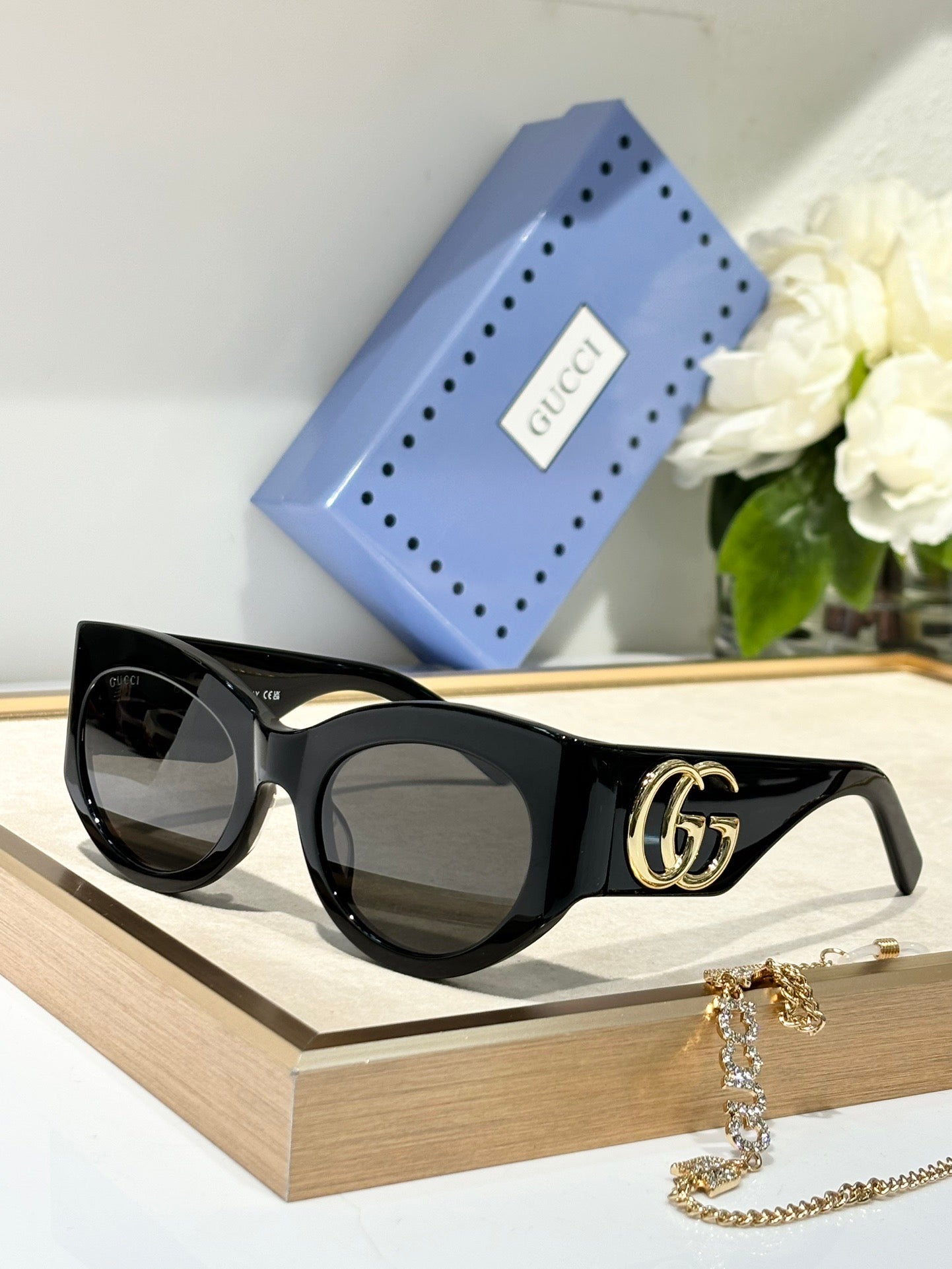 Gucci GG1544S - 001 Women's Sunglasses ✨ - buyonlinebehappy