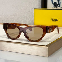 FENDI First FE40111I 01B Sunglasses Women's✨