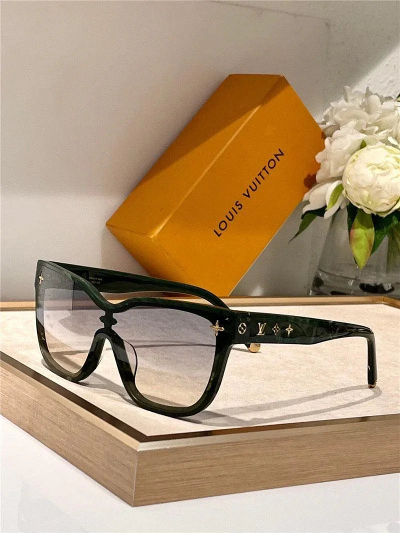LOUIS VUITTON Z1844U LV Shadow Square Sunglasses ✨ — onlinechics