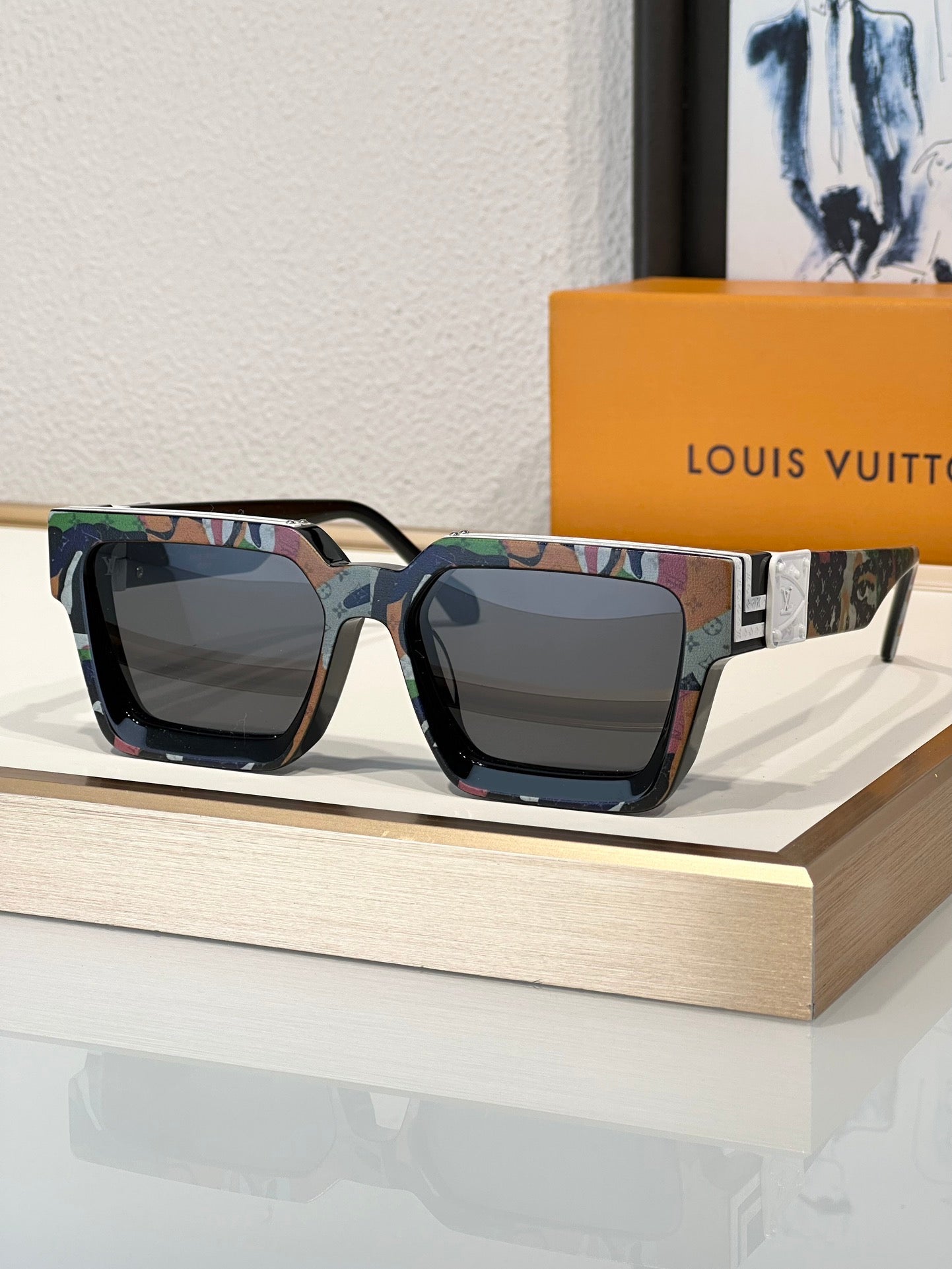 Louis Vuitton Z1910E LV Clash Low Square Sunglasses  ✨ - buyonlinebehappy