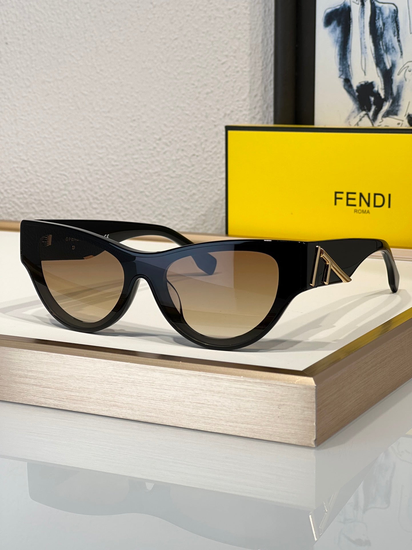 FENDI First FE40111I 01B Sunglasses Women's✨ - buyonlinebehappy