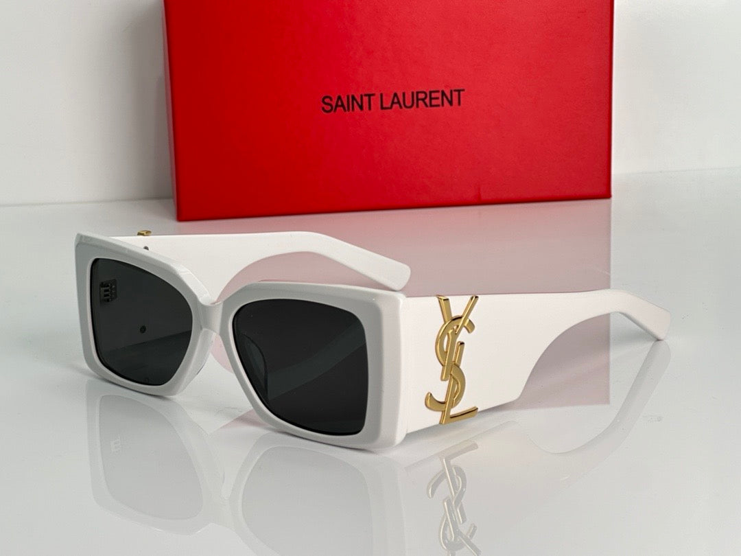 Yves Saint Laurent M0138 Oversize Women's Sunglasses✨ - buyonlinebehappy