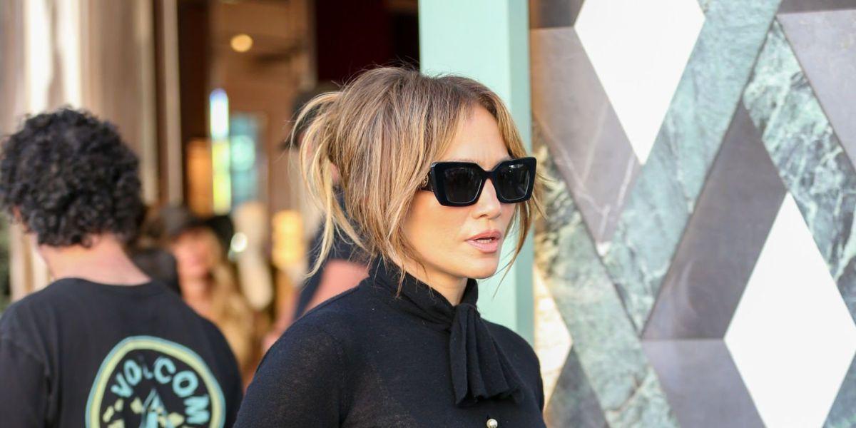 Jennifer Lopez Sunglasses | Celebrity Eyewear Finder - US