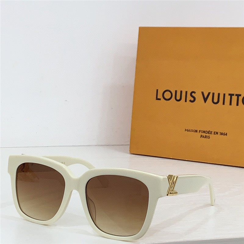 Louis Vuitton Z2120E LV-GO14 Square Sunglasses ✨ - buyonlinebehappy