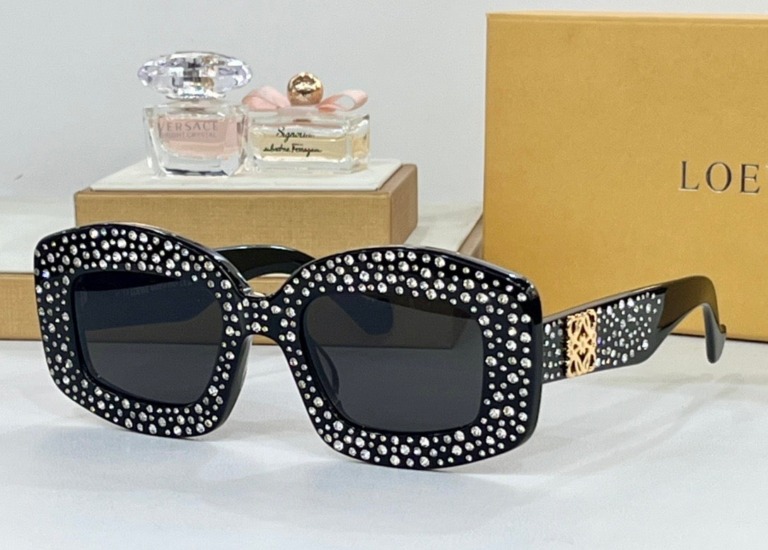 NEW SEASON Loewe Pavé Screen LW 4114 IS 90A Geometric Sunglasses ✨ - buyonlinebehappy