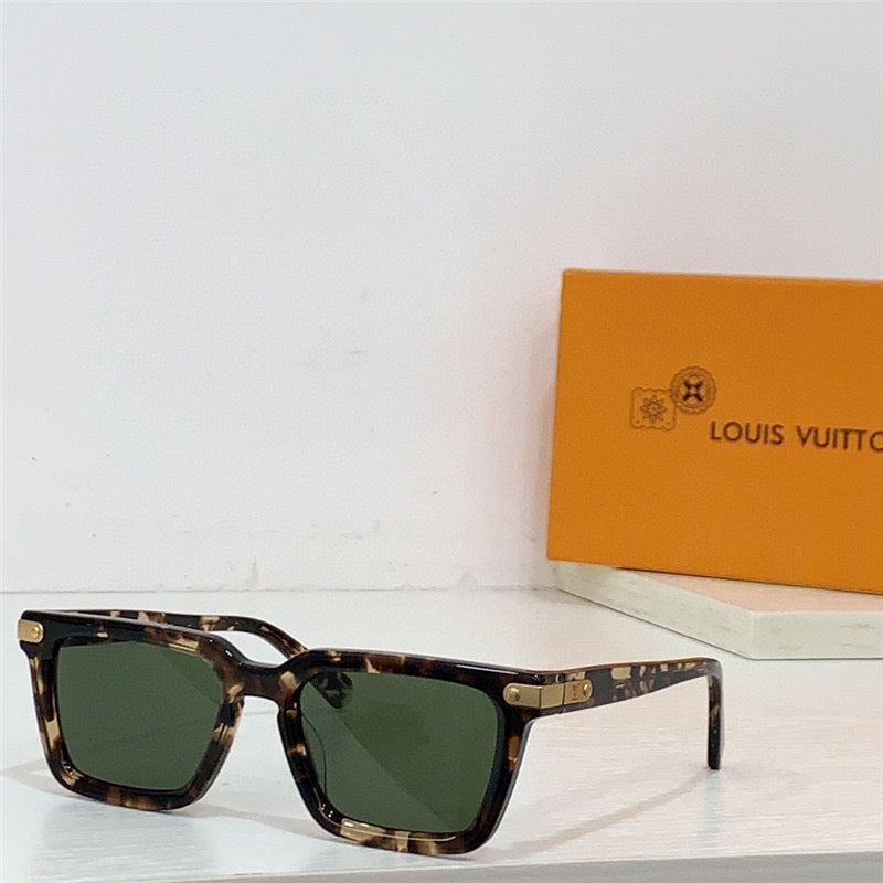 Louis Vuitton LV Signature Z1974U LV Signature Square Sunglasses✨ - buyonlinebehappy