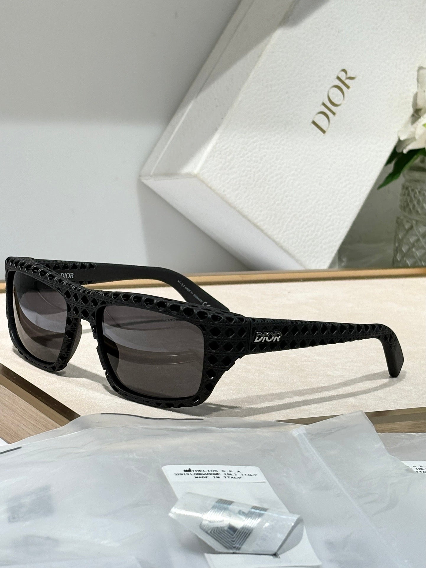 Christian Dior Men's Dior3D S1I Rectangular Sunglass ✨ - buyonlinebehappy