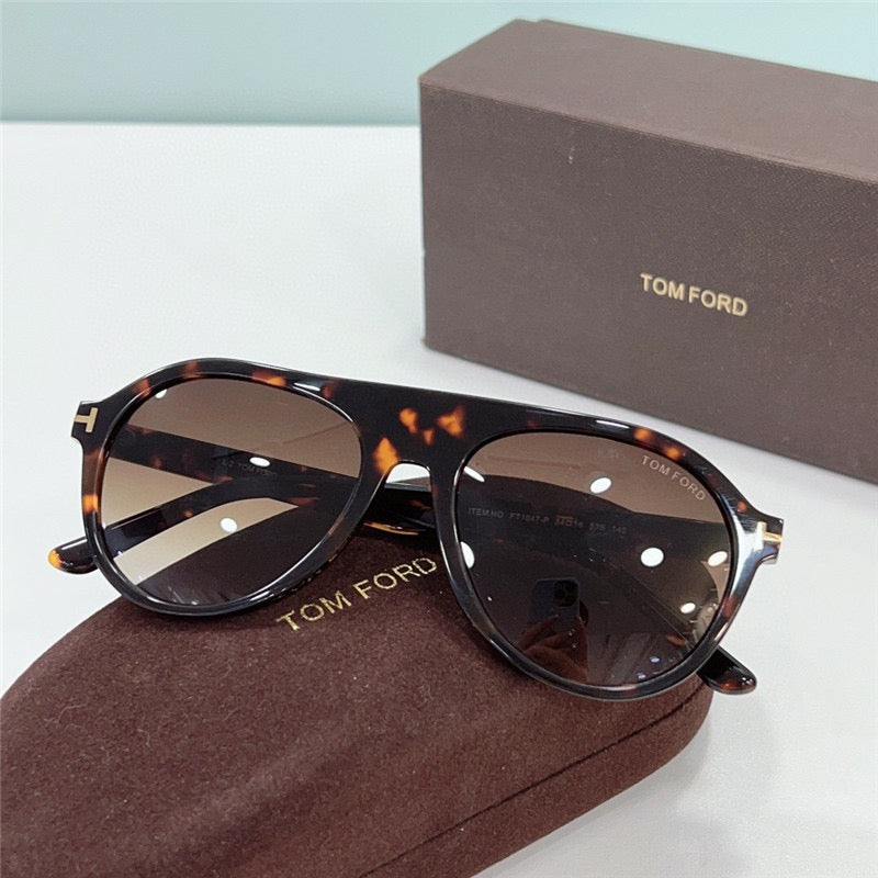 TOM FORD Pilot Horn TF1047 Private Collection Sunglasses $1100 ✨ - buyonlinebehappy