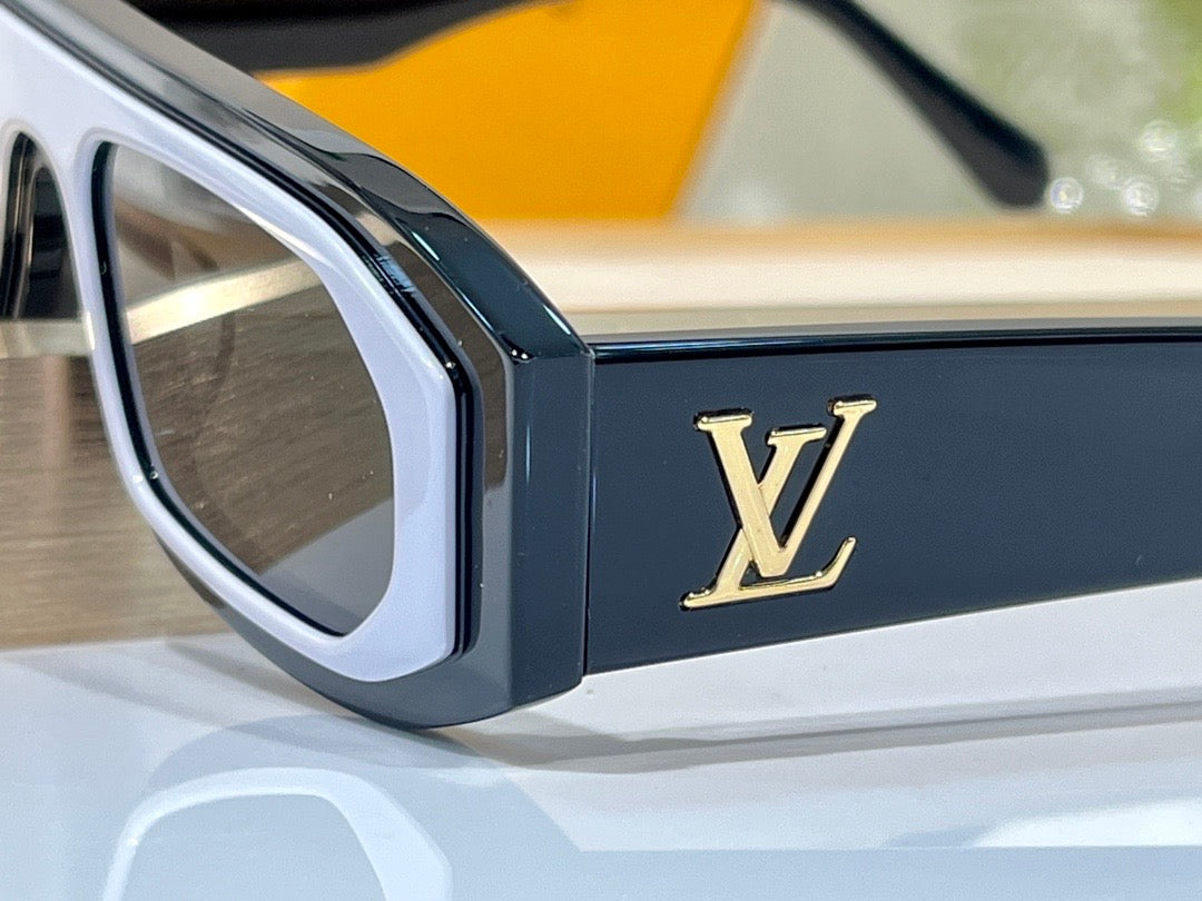 Louis Vuitton Z2436E New LV Pharell Collection Sunglasses ✨ - buyonlinebehappy