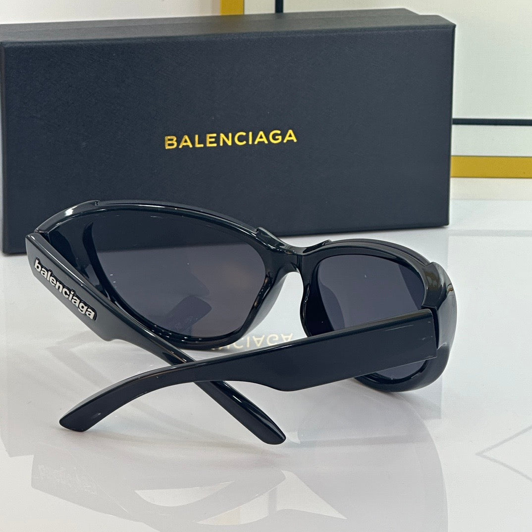 BALENCIAGA 0201S Black Mask Butterfly / Cat Eye Fashion Sunglasses 🖤 - buyonlinebehappy