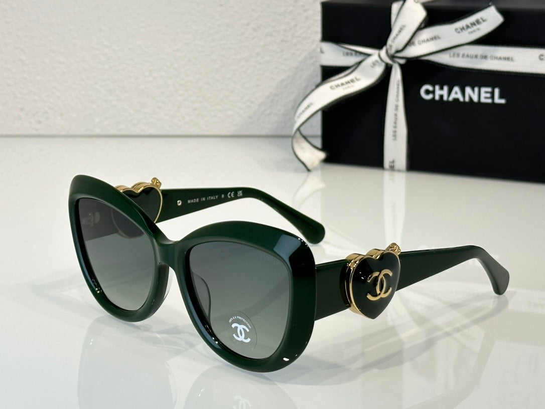 CHANEL Butterfly 5517 1459/S3 Women's Sunglasses 🖤 - buyonlinebehappy