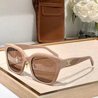 Celine TRIOMPHE CL 40222 F 74S Square Sunglasses ✨