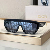 DIOR HOMME DiorClub M7U Women's Sunglasses✨