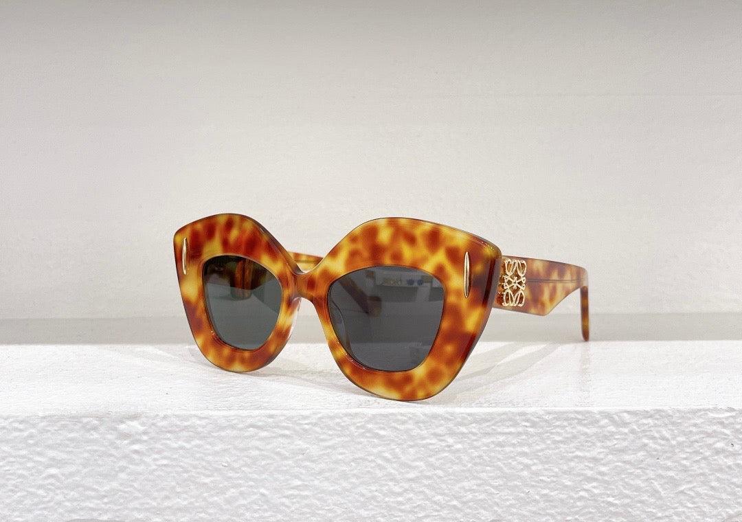 LOEWE Butterfly Inflated Round-Frame Acetate 40127 Sunglasses ✨ - buyonlinebehappy