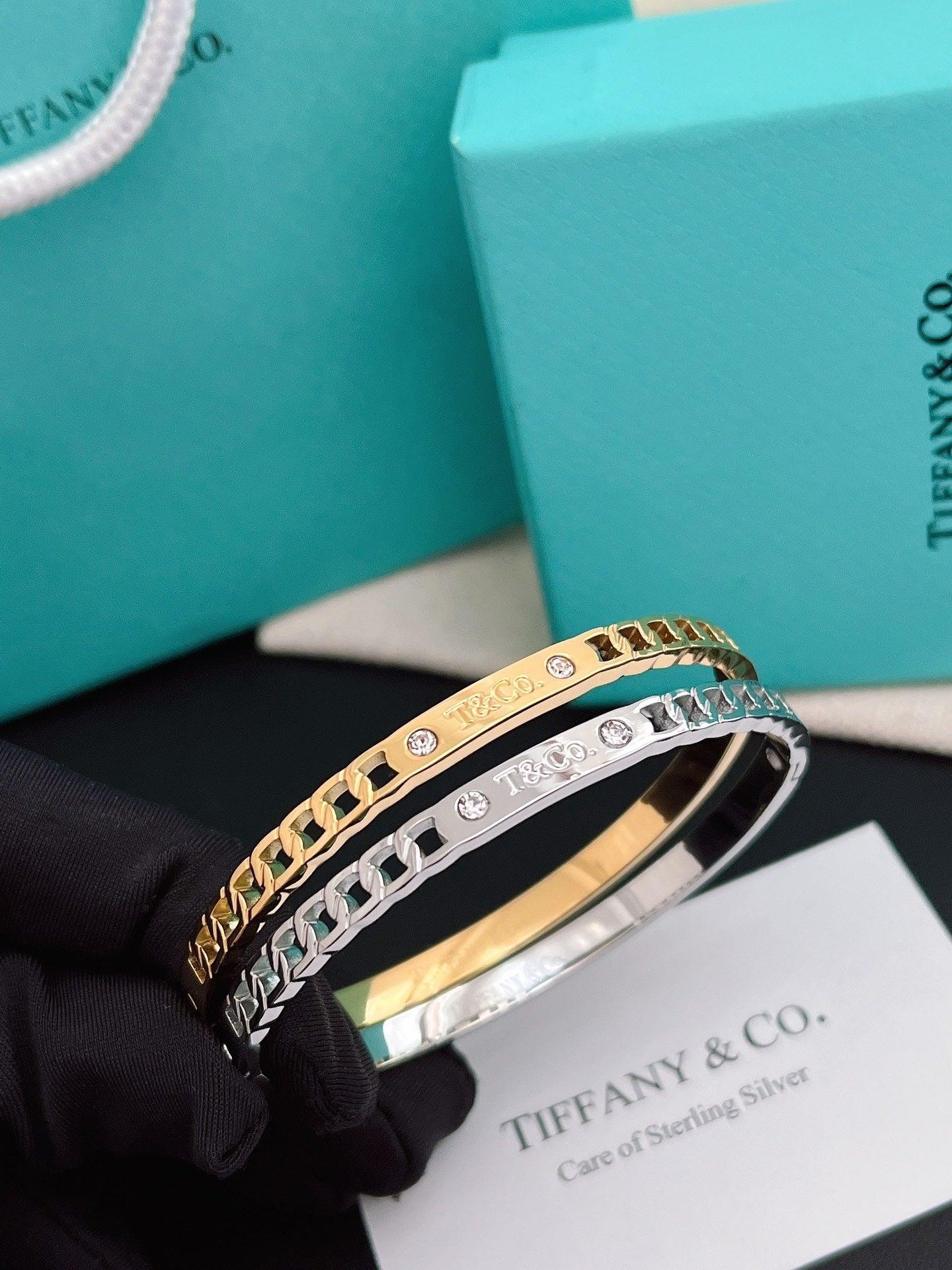 Tiffany&Co 18k gold plated Hinged Style Bangle bracelets ✨ - buyonlinebehappy