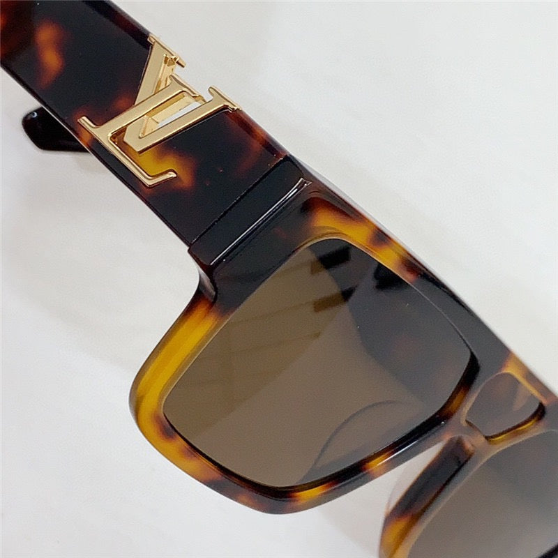 Louis Vuitton Z2062W New LV Sleek Square Sunglasses ✨ - buyonlinebehappy